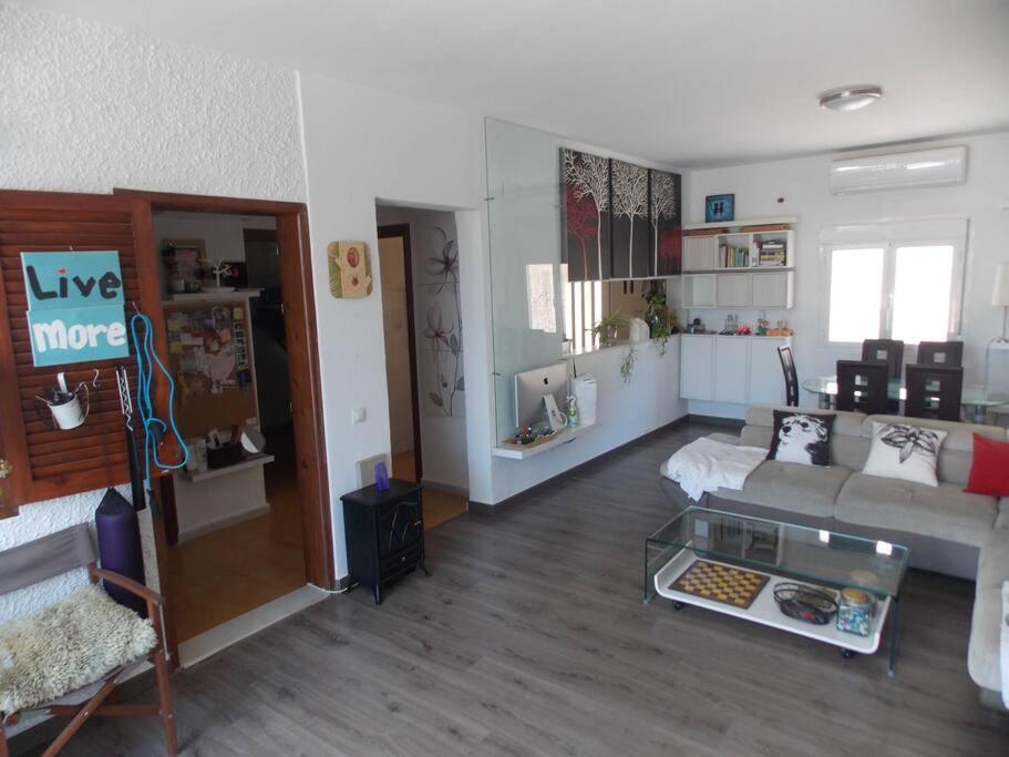 Spacious 2 Bedroom W/ Own Pool 5 Minutes Walk To Beach Campoamor Exterior foto